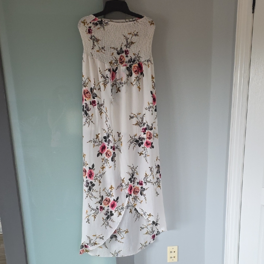 Size M Partially Lined Tube Wrap Dress